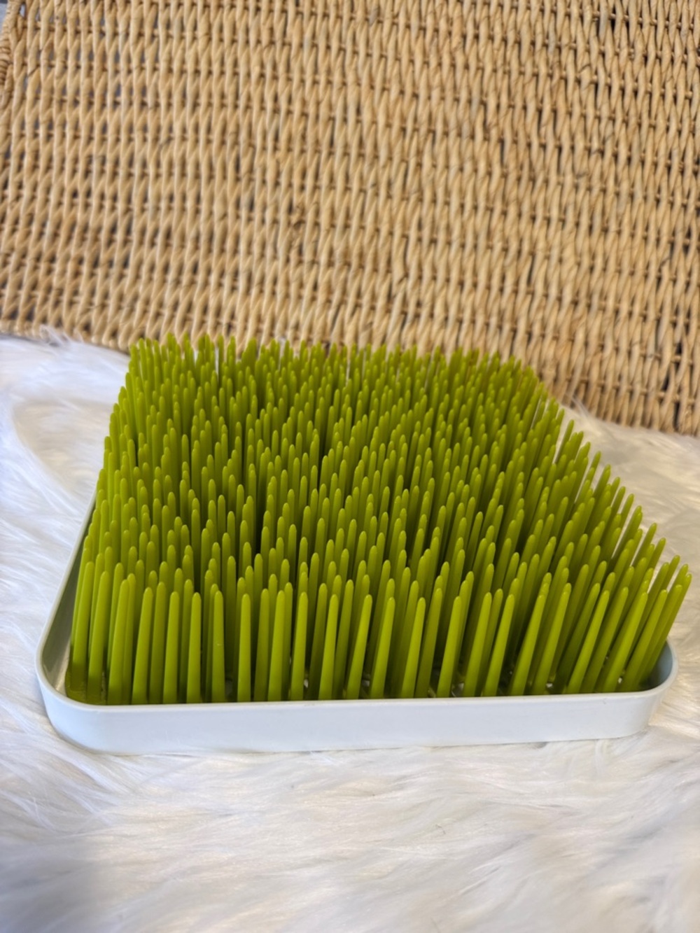 Green Grass-Style Bottle Drying Rack For Bottles, Glass, Water Bottles, Etc
